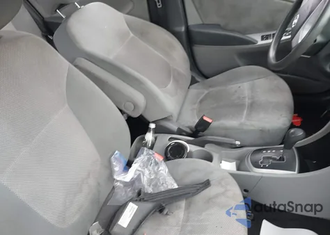 2014 Hyundai Accent Gls z USA, uszkodzony, nr VIN KMHCT4AE2EU668562